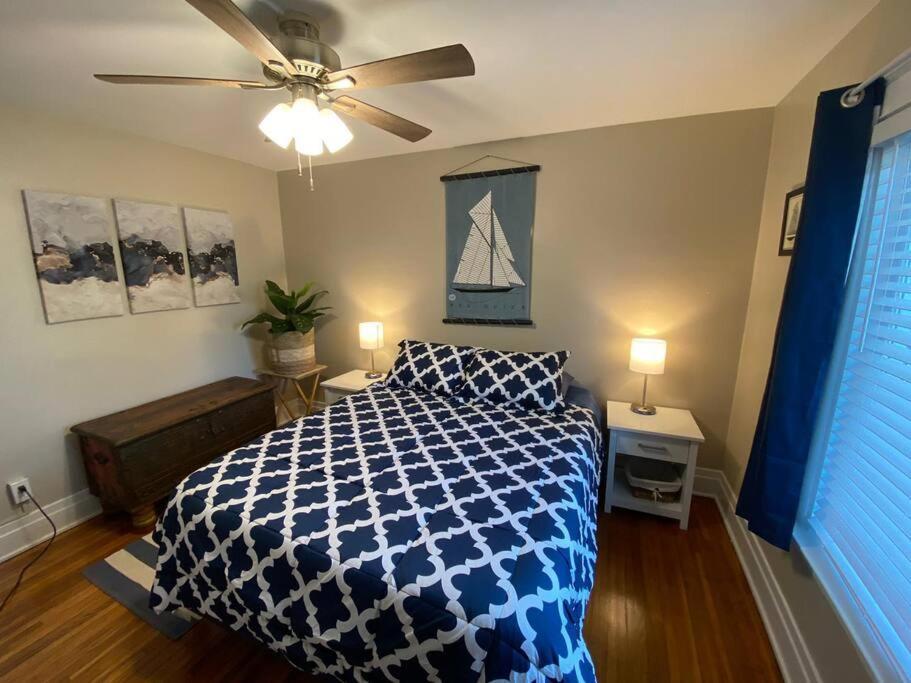 Beautifully Remodeled House 1.5 Miles From Falls. Niagara Falls Exterior photo